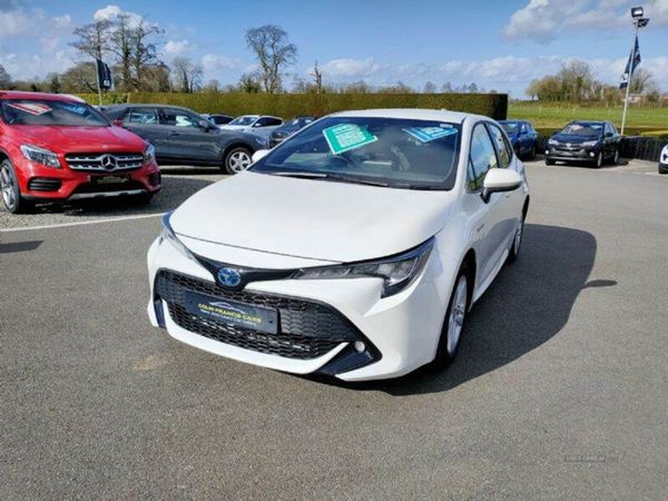 Toyota Corolla , Hybrid, 2021, White