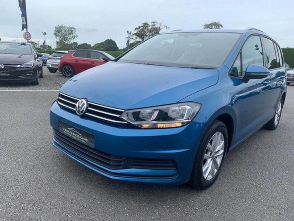 Volkswagen Touran , Diesel, 2019, Blue