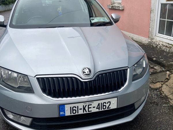 Skoda Octavia Estate, Diesel, 2016, Silver