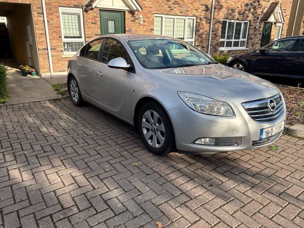 Opel Insignia Saloon, Diesel, 2010, Silver