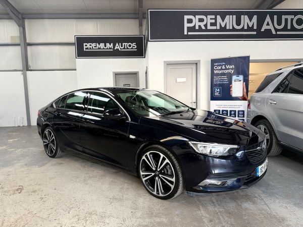 Opel Insignia Hatchback, Diesel, 2018, Blue