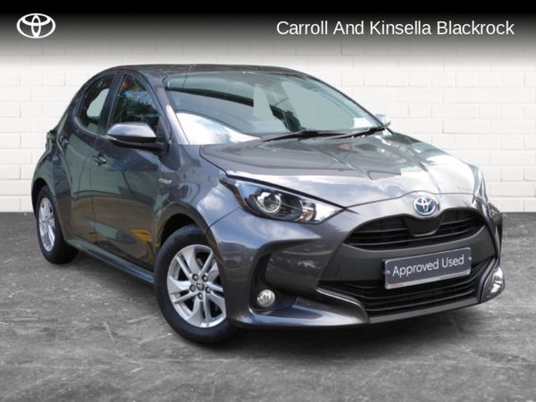 Toyota Yaris Hatchback, Petrol Hybrid, 2023, Grey