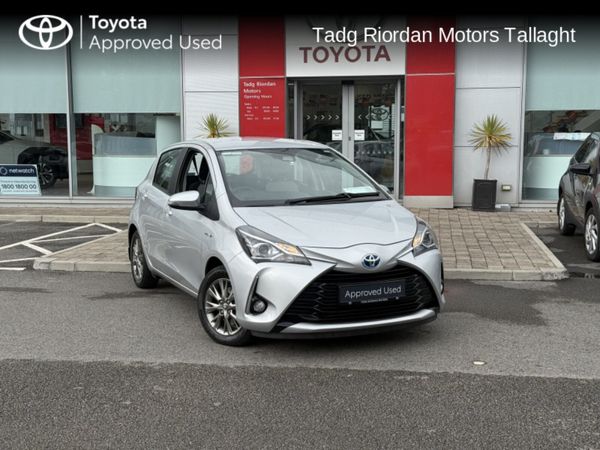 Toyota Yaris Hatchback, Petrol Hybrid, 2019, Silver