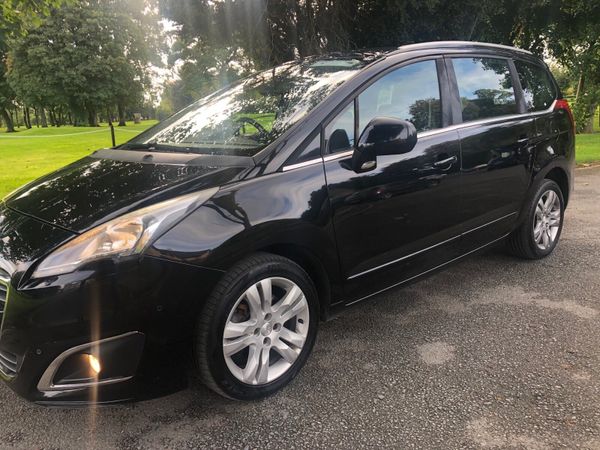 Peugeot 5008 MPV, Diesel, 2016, Black