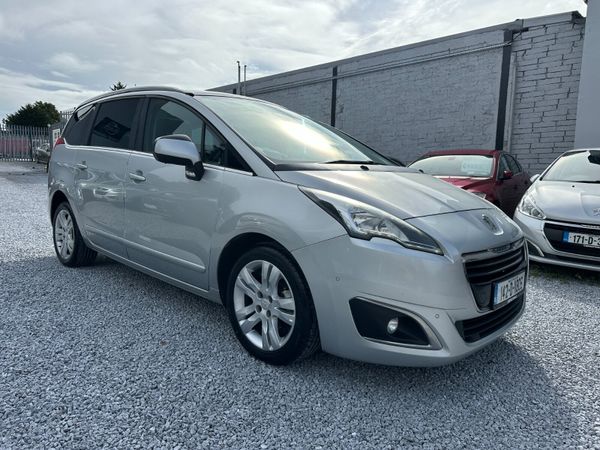 Peugeot 5008 MPV, Diesel, 2014, Grey