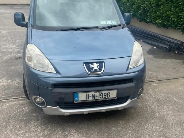 Peugeot Partner Tepee MPV, Diesel, 2011, Blue