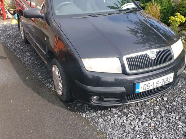 Skoda Fabia Hatchback, Petrol, 2005, Black