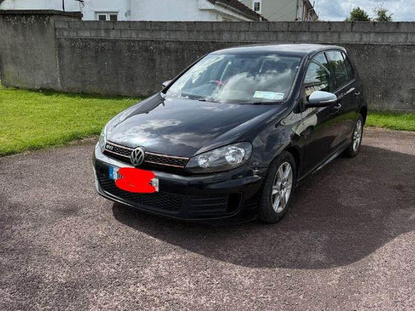 Volkswagen Golf Hatchback, Diesel, 2010, Black