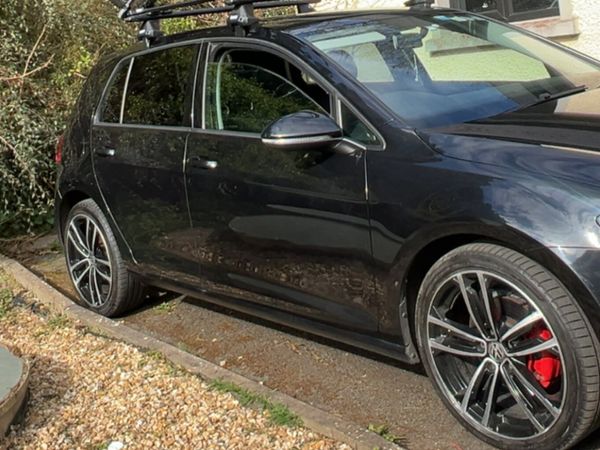 Volkswagen Golf Hatchback, Diesel, 2013, Black