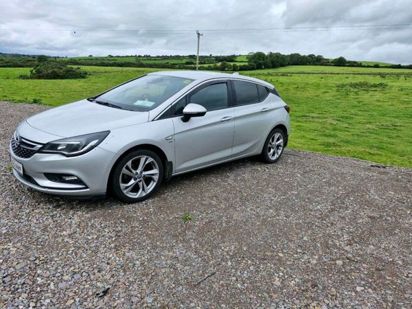 Opel Astra Hatchback, Diesel, 2018, Grey