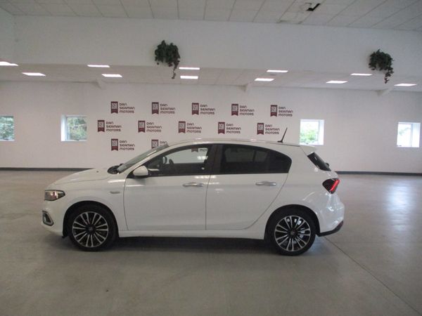 Fiat Tipo Hatchback, Petrol, 2023, White