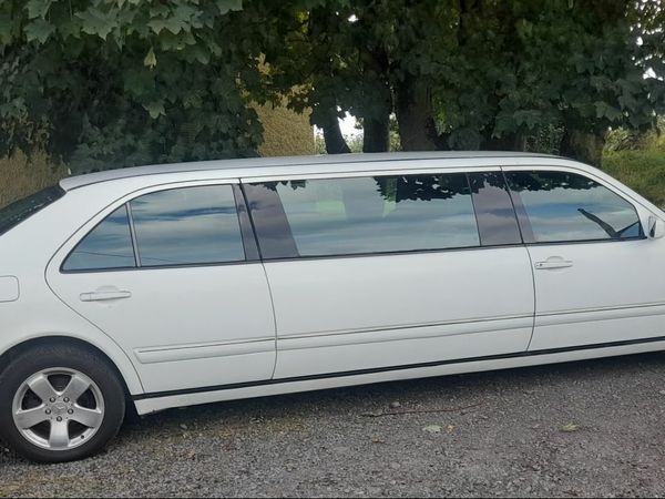 Mercedes-Benz E-Class Saloon, Petrol, 1999, White