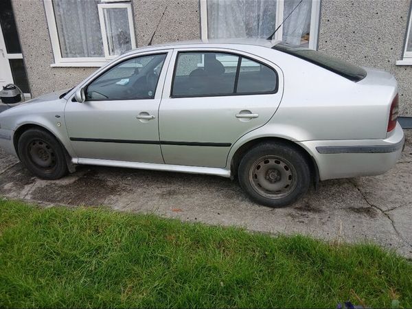 Skoda Octavia Hatchback, Diesel, 2003, Silver