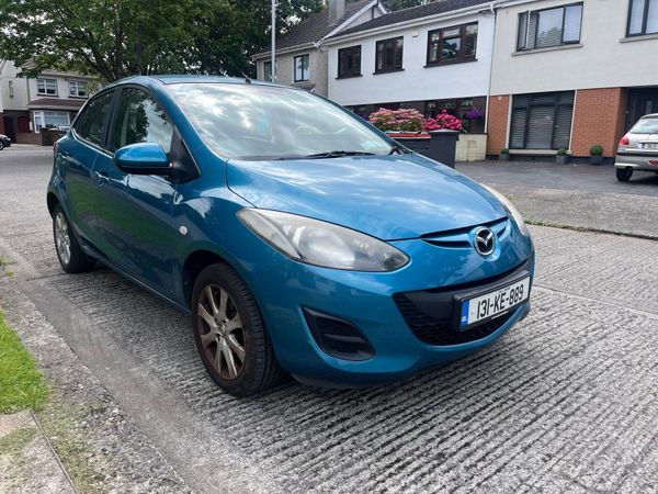 Mazda Mazda2 Hatchback, Petrol, 2013, Blue