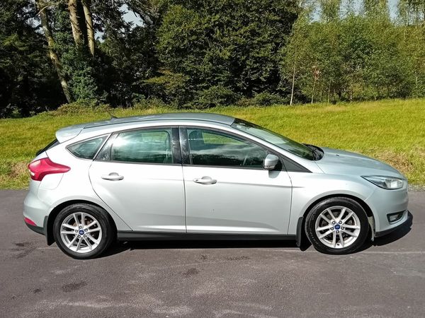 Ford Focus Hatchback, Diesel, 2015, Silver