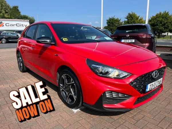 Hyundai i30 Hatchback, Petrol, 2022, Red