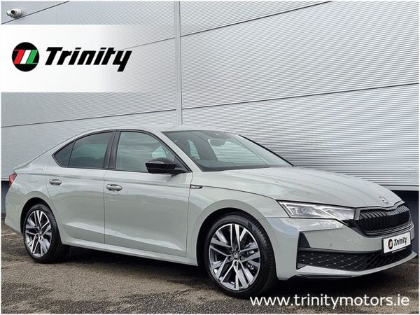 Skoda Octavia Hatchback, Diesel, 2025, Grey