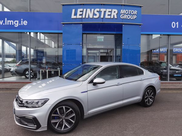 Volkswagen Passat Saloon, Petrol Plug-in Hybrid, 2021, Silver