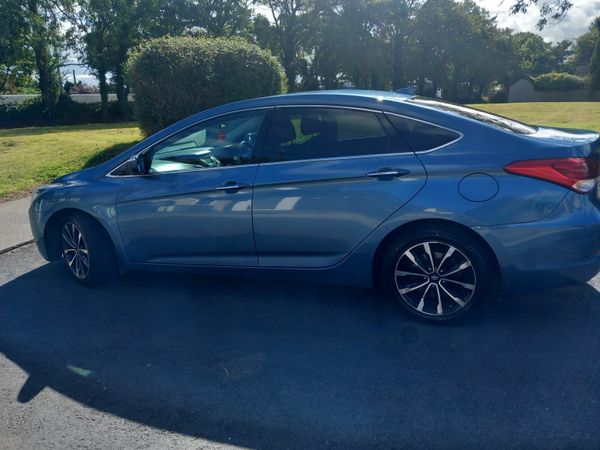 Hyundai i40 Saloon, Diesel, 2016, Blue