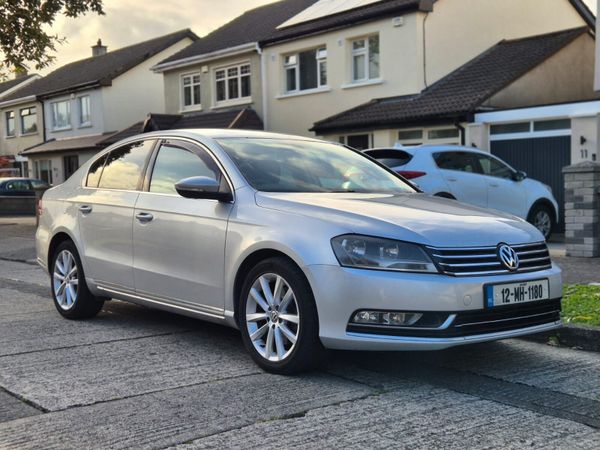 Volkswagen Passat Saloon, Diesel, 2012, Silver