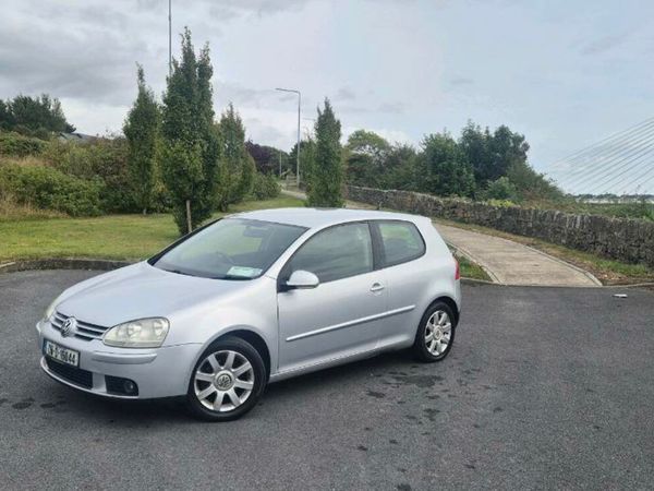Volkswagen Golf Hatchback, Petrol, 2006, Silver