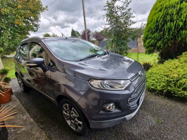 Ford EcoSport SUV, Petrol, 2016, Grey