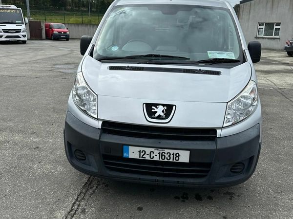 Peugeot Partner Tepee MPV, Diesel, 2012, Silver