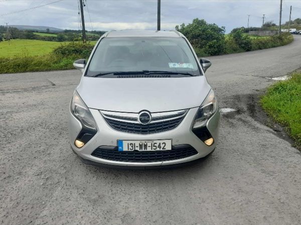 Vauxhall Zafira MPV, Diesel, 2013, Silver