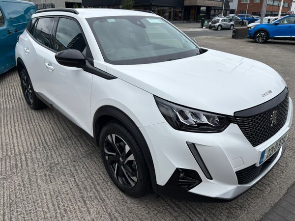 Peugeot 2008 MPV, Diesel, 2022, White
