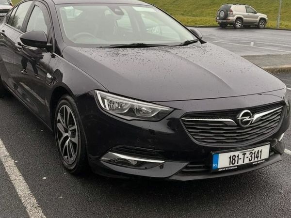Opel Insignia Hatchback, Diesel, 2018, Blue
