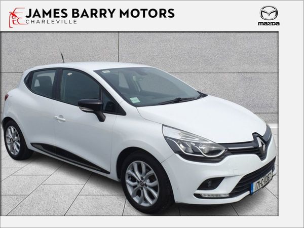 Renault Clio Hatchback, Petrol, 2017, White
