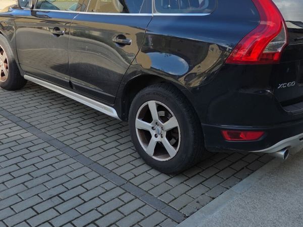 Volvo XC60 SUV, Diesel, 2011, Black