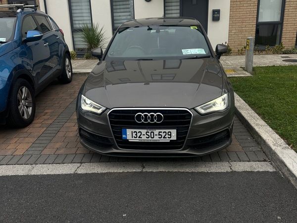 Audi A3 Hatchback, Diesel, 2013, Grey
