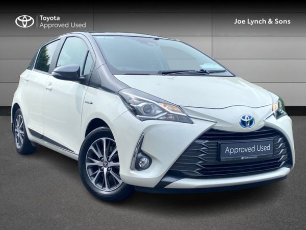 Toyota Yaris Hatchback, Petrol Hybrid, 2020, White