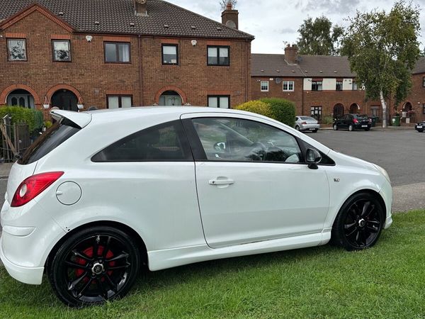 Vauxhall Corsa Hatchback, Petrol, 2009, White