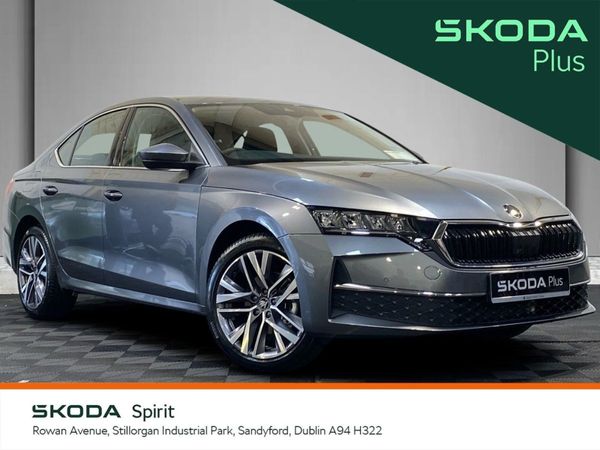 Skoda Octavia Saloon, Petrol, 2025, Grey