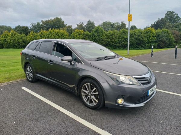 Toyota Avensis Estate, Diesel, 2012, Grey