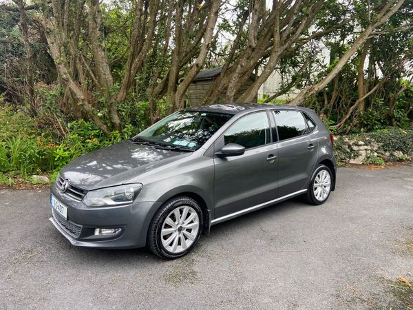 Volkswagen Polo Hatchback, Petrol, 2011, Grey