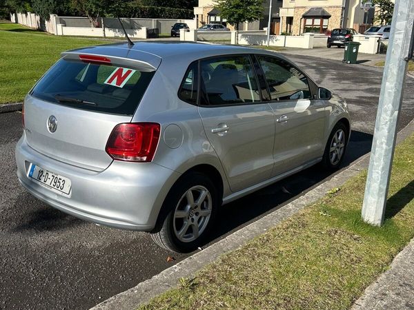 Volkswagen Polo Hatchback, Petrol, 2012, Silver