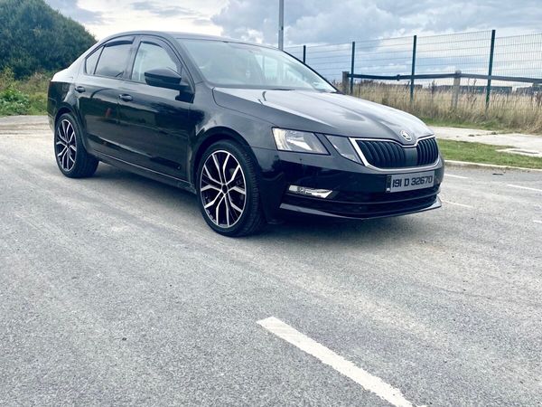Skoda Octavia Saloon, Diesel, 2019, Black