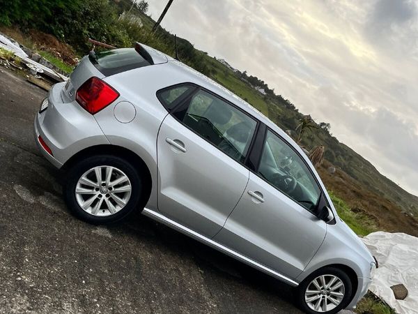 Volkswagen Polo Hatchback, Petrol, 2016, Grey