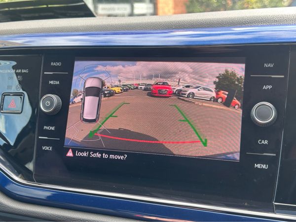 Volkswagen Polo Hatchback, Petrol, 2018, Blue