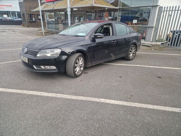 Volkswagen Passat Saloon, Diesel, 2012, Black