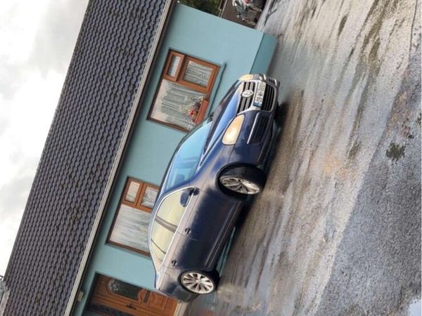Volkswagen Jetta Saloon, Diesel, 2009, Blue
