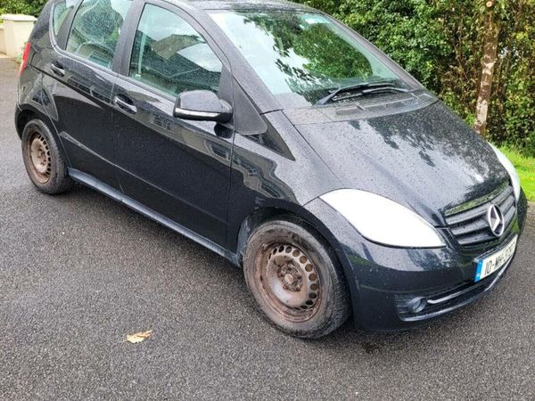 Mercedes-Benz A-Class Hatchback, Diesel, 2010, Black