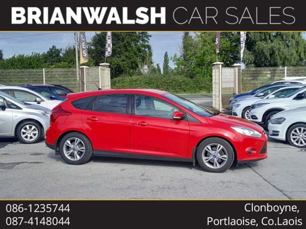 Ford Focus Hatchback, Diesel, 2015, Red