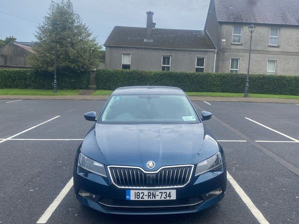 Skoda Superb Hatchback, Diesel, 2018, Blue
