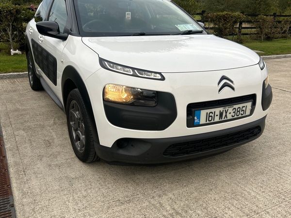Citroen C4 Cactus Hatchback, Diesel, 2016, White