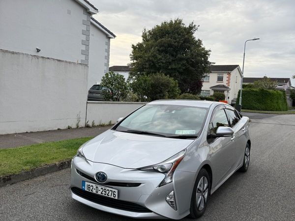 Toyota Prius Hatchback, Petrol Hybrid, 2018, Silver