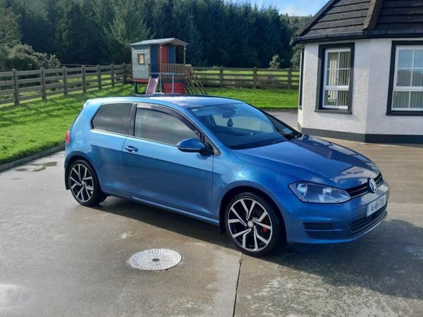 Volkswagen Golf Hatchback, Diesel, 2014, Blue